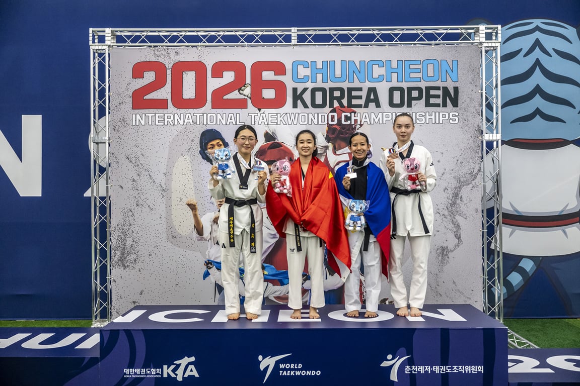 Under 35 Female medallists at the Chuncheon G1 Virtual Taekwondo competition