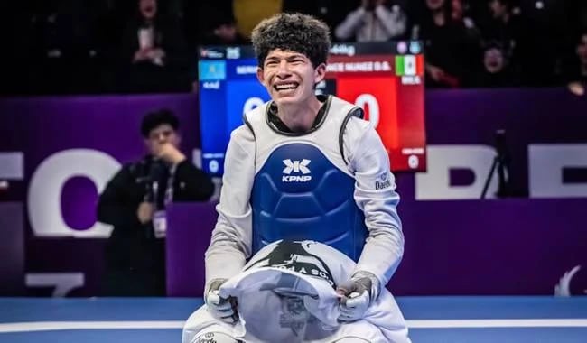 Guillermo Cortés during an international taekwondo competition.